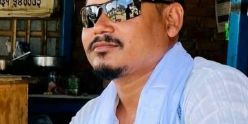 सम्झनामा स्व. अधिकारी, यसरी सुरु गरेका थिए उनले राजनीति यात्रा …….