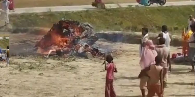 गुरुको चितामा चेलाले गरे आत्मदह