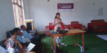 किशोरीलाई विद्यालयमा भर्ना तथा शैक्षिक सामाग्री वितरण