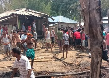 खुवानन्कारकट्टीमा आज विहान आगलागी, लाखौंको क्षति