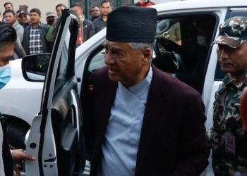 उपचार गर्न सिंगापुर गए देउवा