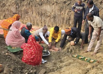 विद्यालयको ४ कोठे भवन निर्माण कार्य सुरु, स्थानीय खुसी