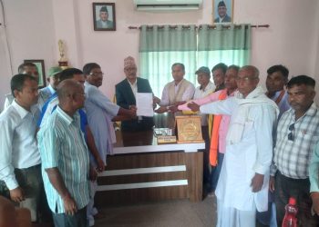 अम्बेडकर पार्कको विरोध, पासमान समुदायका अगुवाहरुले नगर प्रमुखलाई बुझाए ज्ञापनपत्र