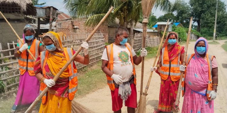 ज्यान जोखिममा राखेर काम गर्ने कर्मचारीलाई लहान नगरपालिकाको स्वास्थ्य बीमा